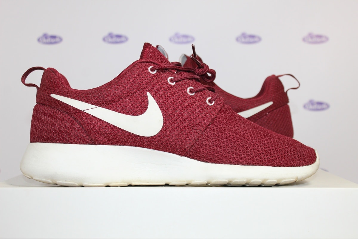Nike Run Burgundy ✓ In stock at