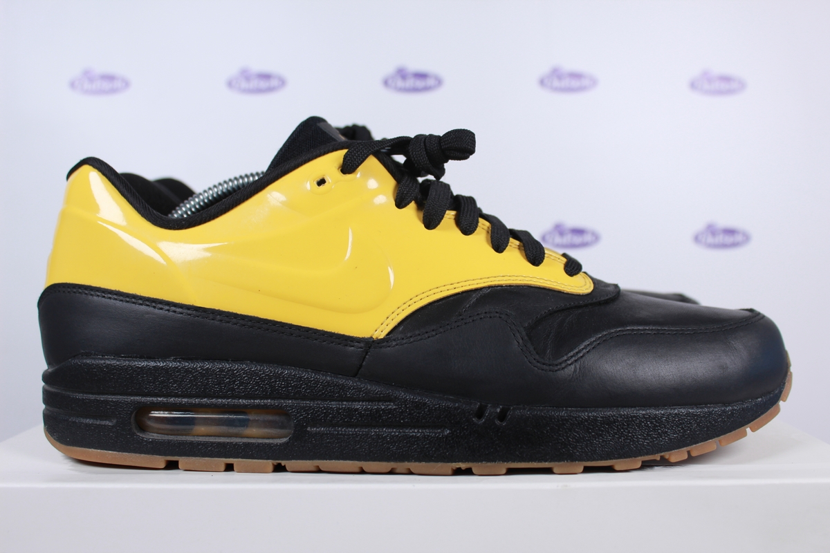 Nike Air Max 90 Vt Patent-leather Sneakers in Yellow for Men