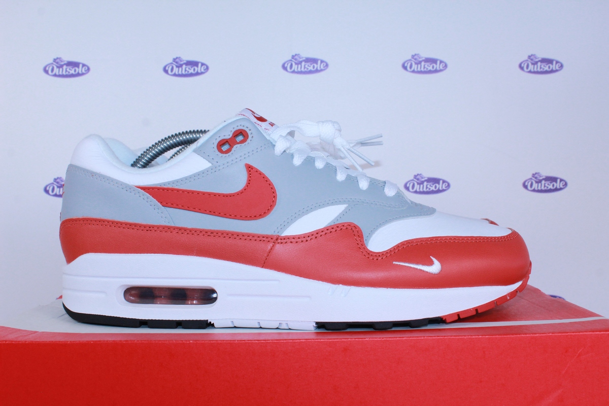 Buy the Nike Air Max 1 LV8 Martian Sunrise Right Here