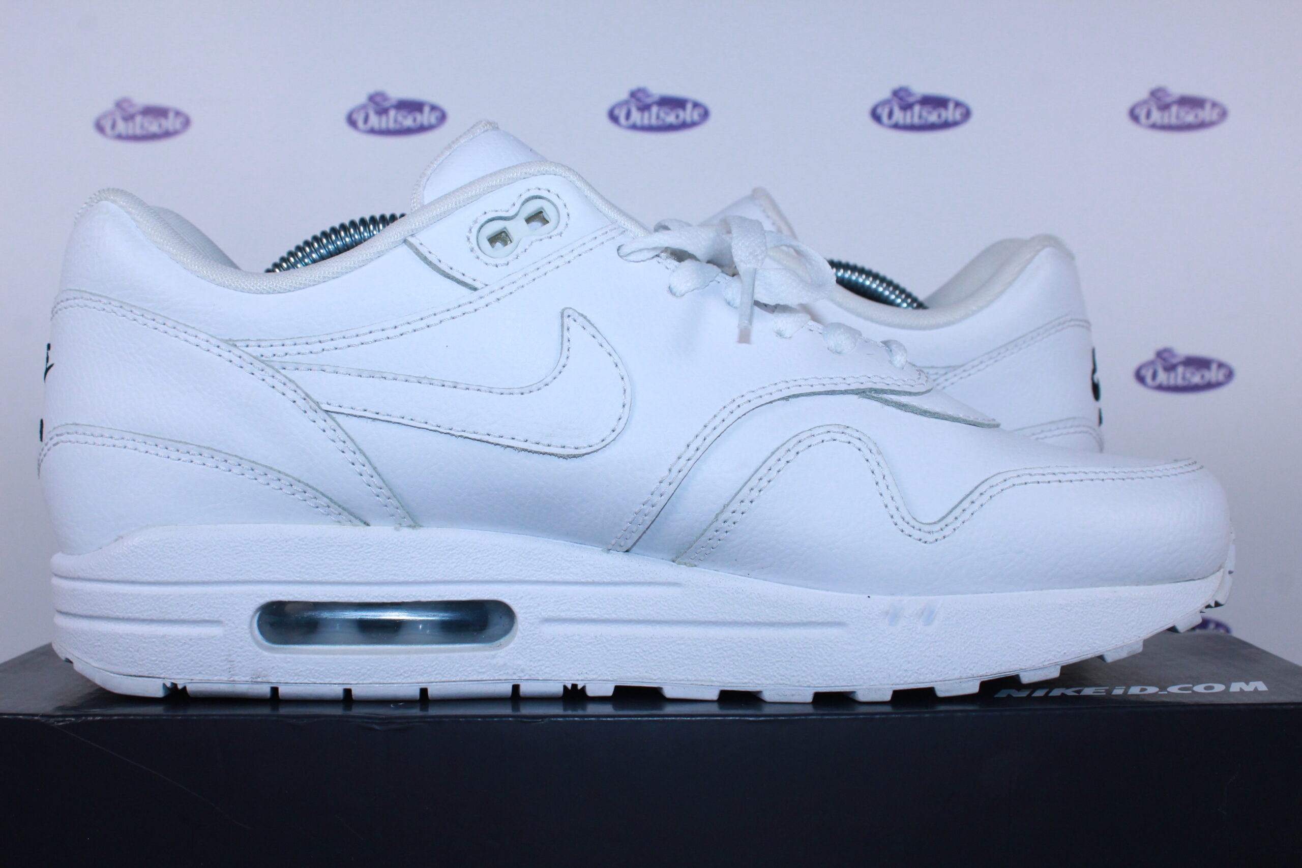 compact donderdag kaping Nike Air Max 1 ID White Leather No Nike • ✓ Op voorraad bij Outsole