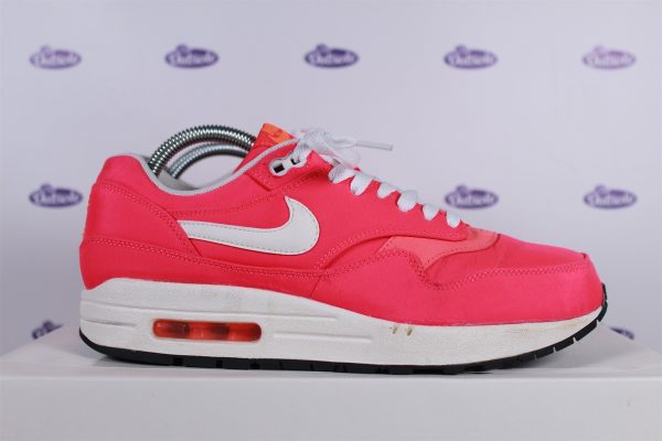 Nike Air Max 1 QS Hyper Punch 41 665873 600 (1)